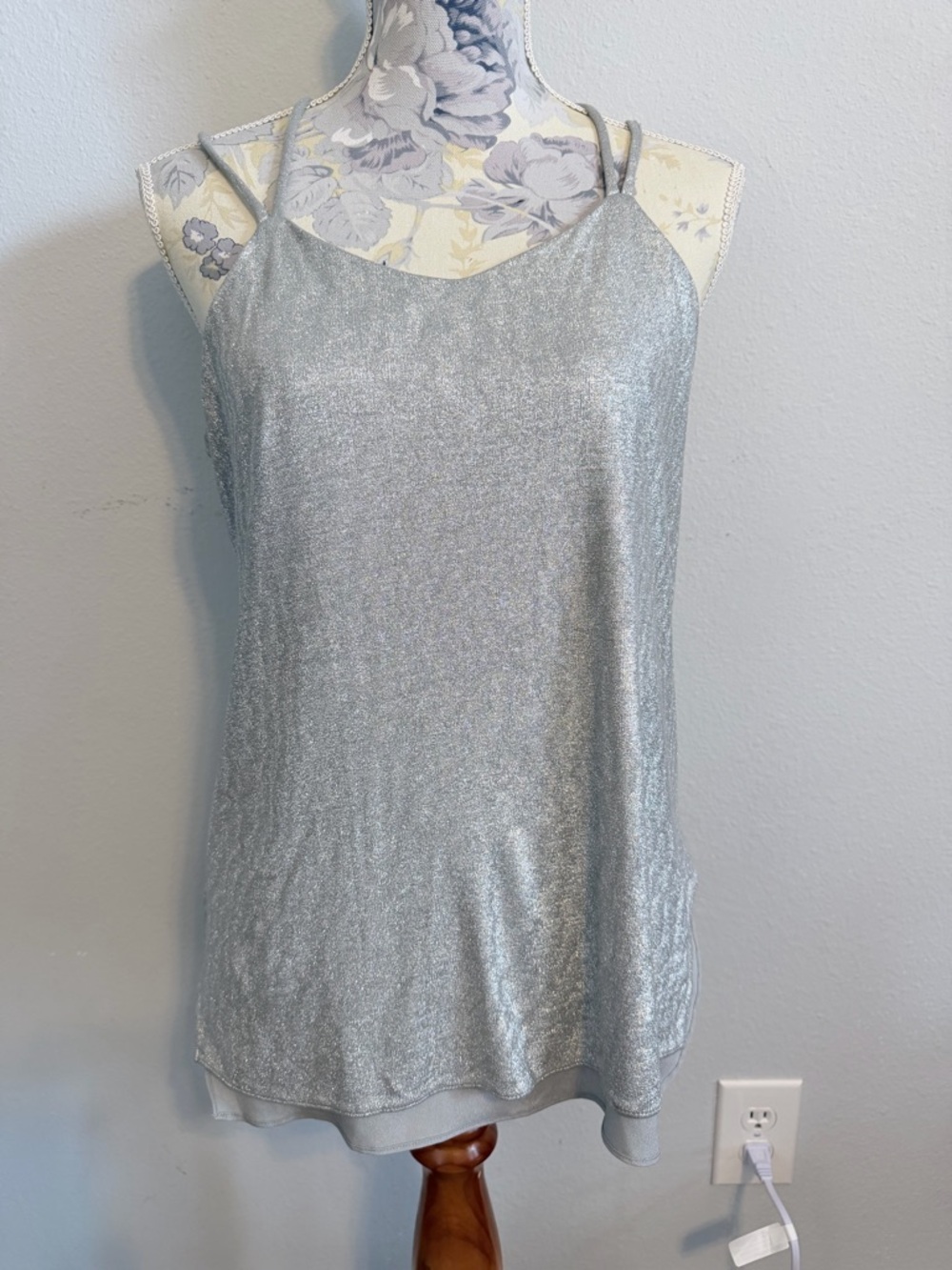HALSTON HERITAGE Silver Metallic Rave Festival Camisole Tank Top Size M Shimmer